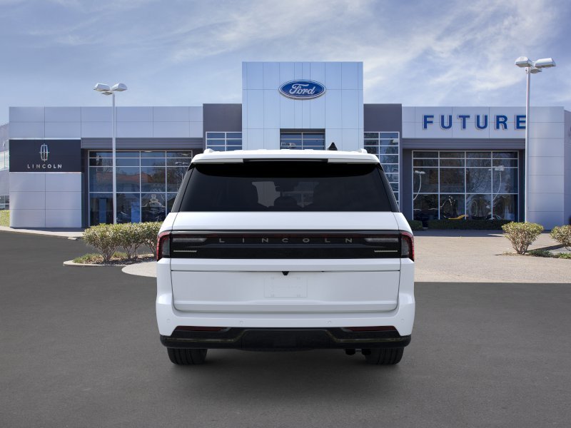 New 2026 Crystal White Metallic Clearcoat Lincoln Reserve L image 5