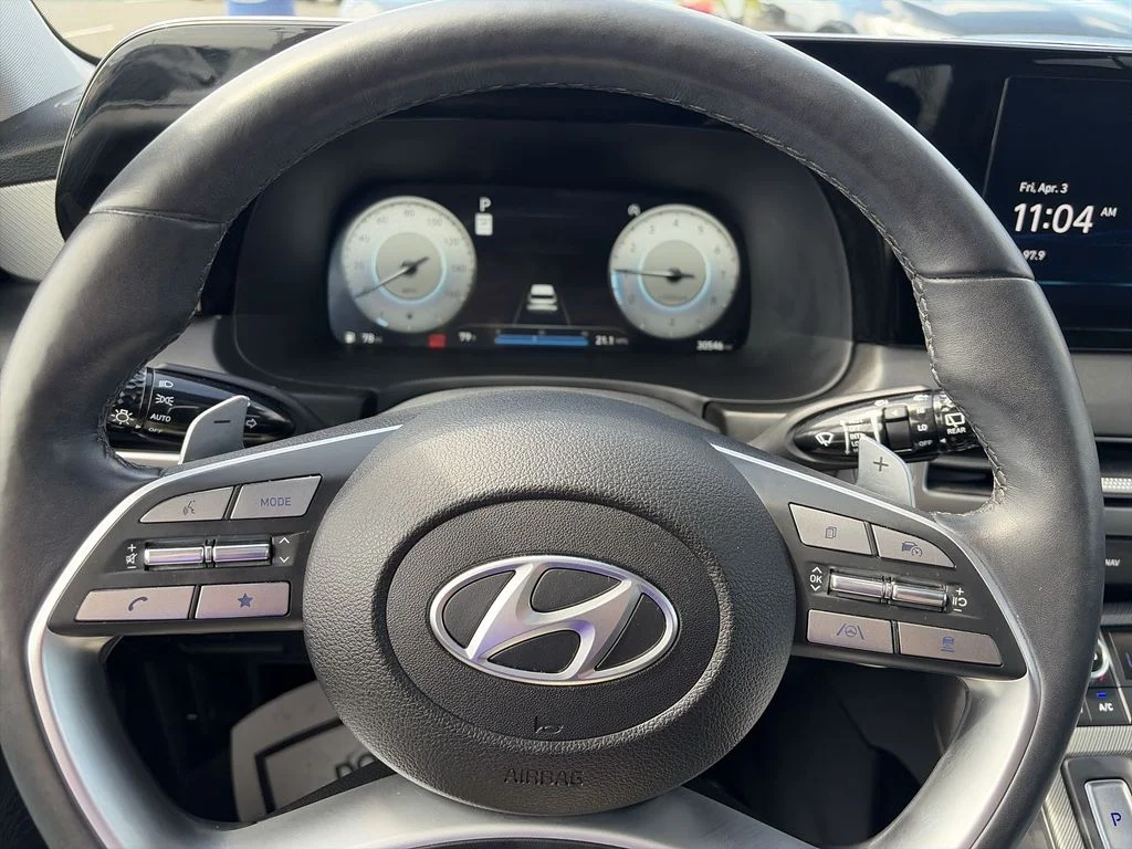 Used 2024 Silver Hyundai SEL image 14