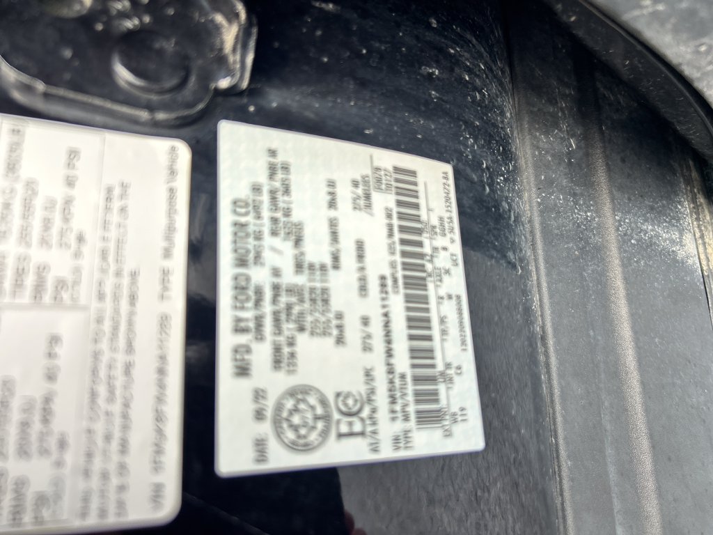 Used 2022 Black Ford Limited image 25