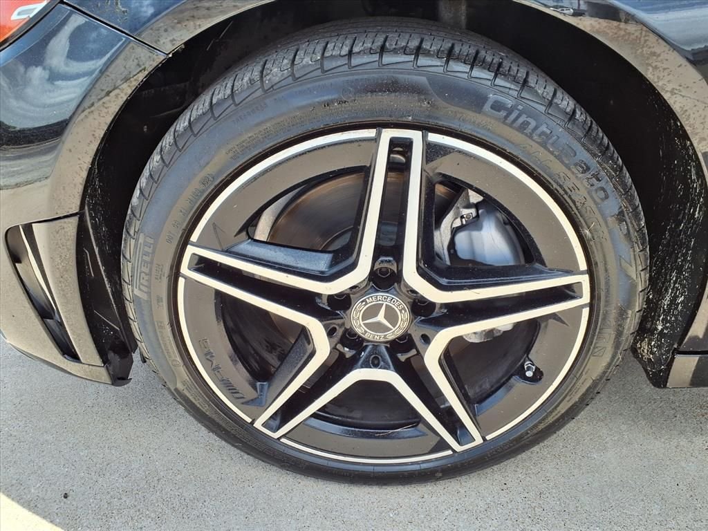 Used 2021  Mercedes-Benz C 300 image 8