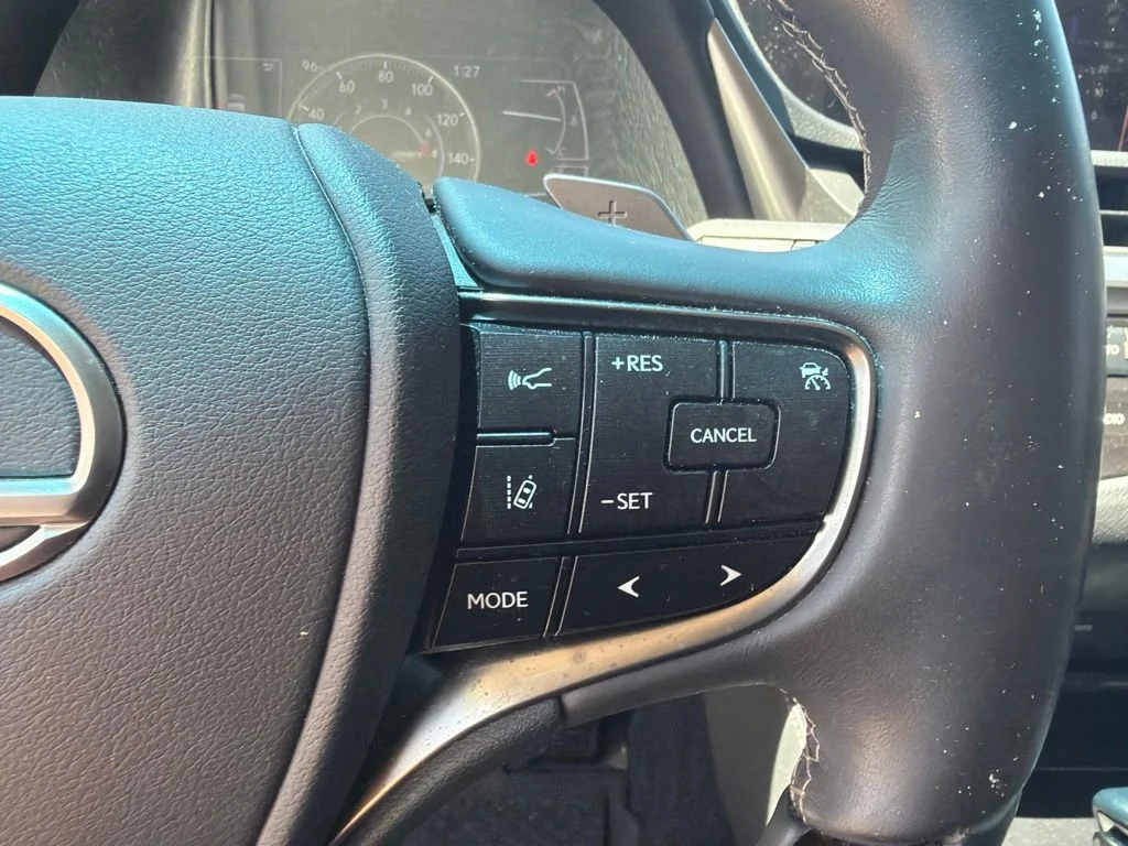 Certified Used 2020 White Lexus 350 image 20