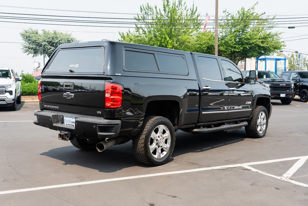 Used 2019 Black Chevrolet LTZ image 5