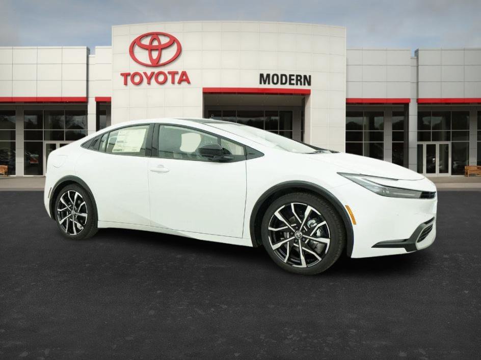New 2026 Wind Chill Pearl Toyota XSE Premium image 28
