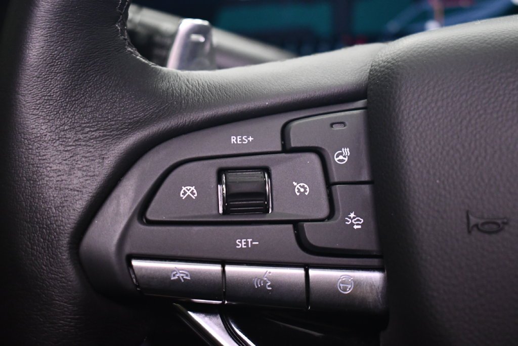 Used 2025 Summit White Cadillac Sport image 21