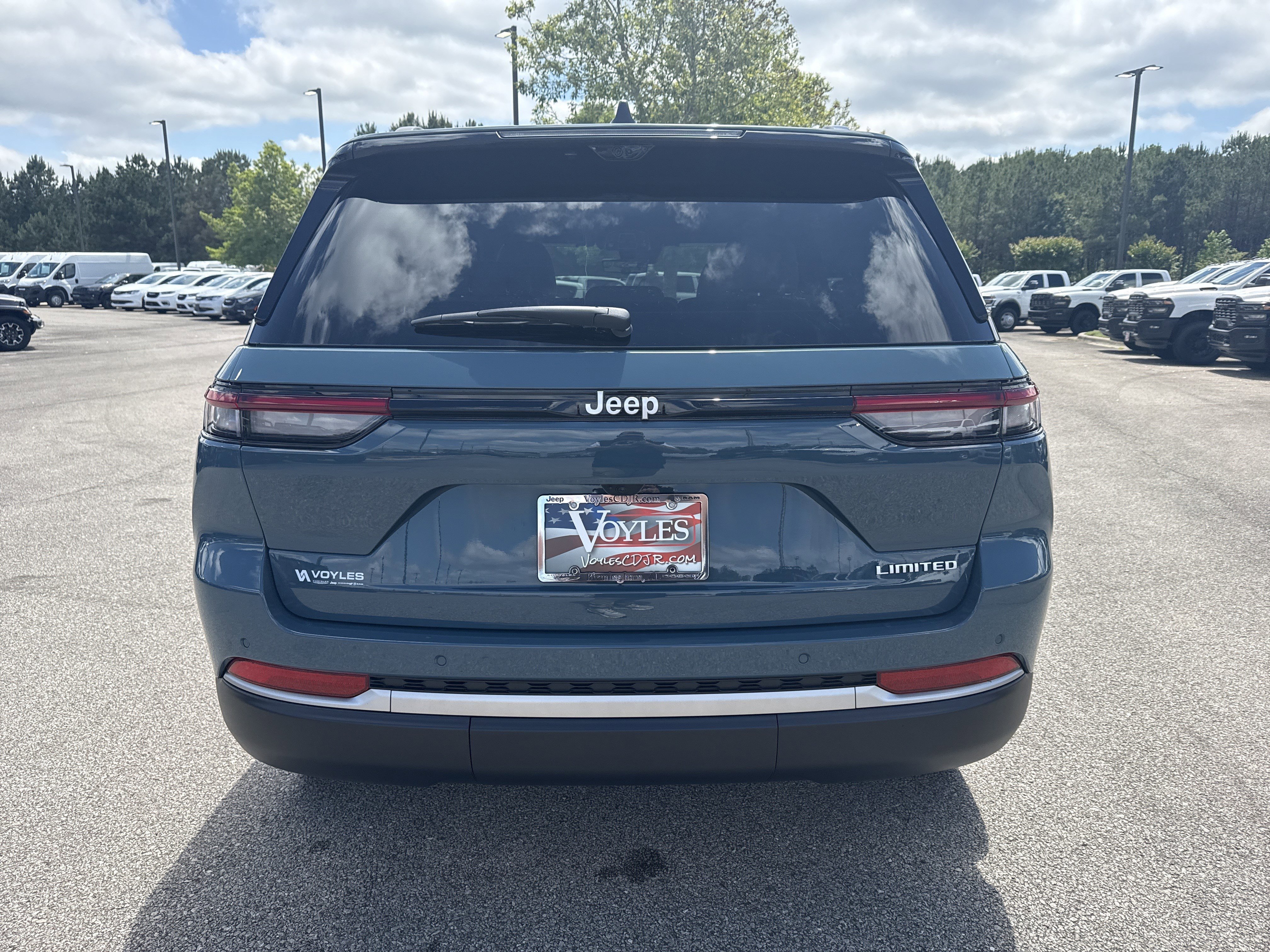 New 2026 Steel Blue Exterior Paint Jeep Limited image 6