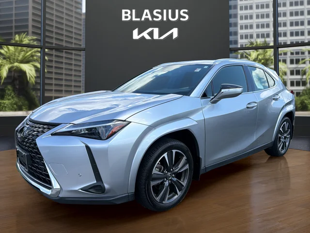 Used 2024 Silver Lexus 250h Premium image 1