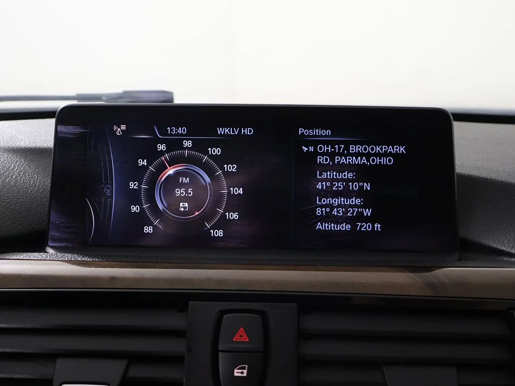 Used 2015 White BMW 328i xDrive image 44