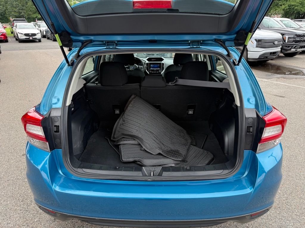 Used 2019 Blue Subaru 2.0i image 23