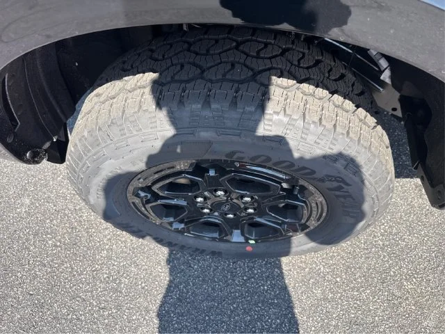 New 2026 Shadow Black Ford XLT image 19