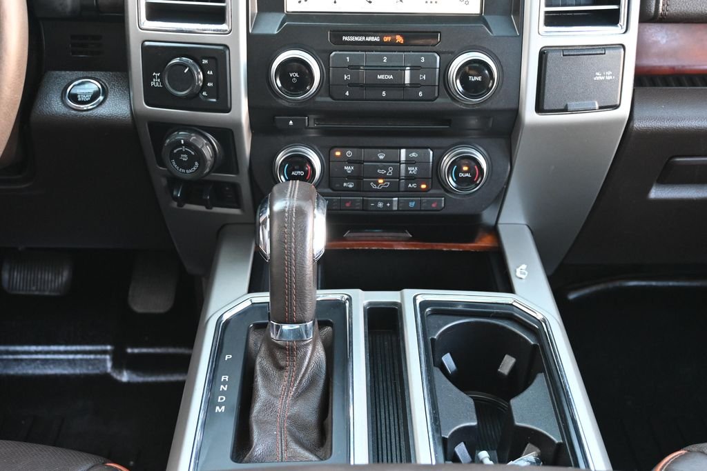Used 2017 White Ford King Ranch image 25