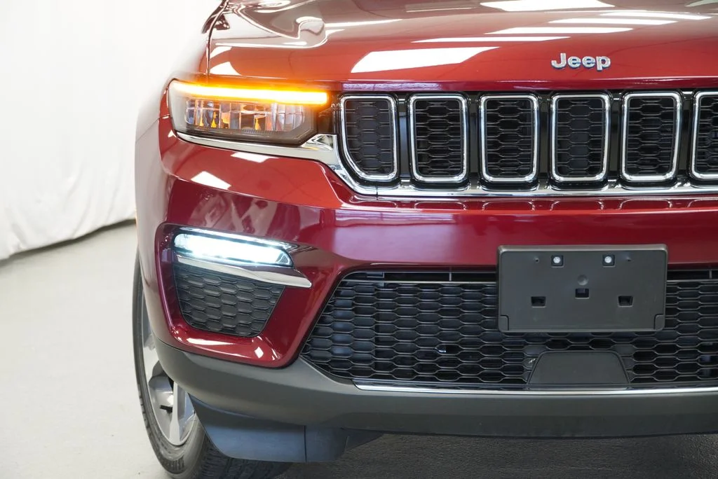 Used 2022 Red Jeep 4xe image 13
