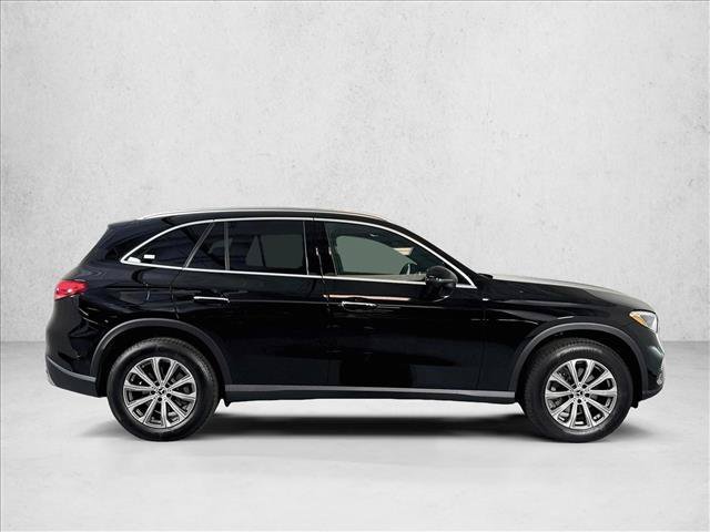 New 2026 Black Mercedes-Benz GLC 300 image 33