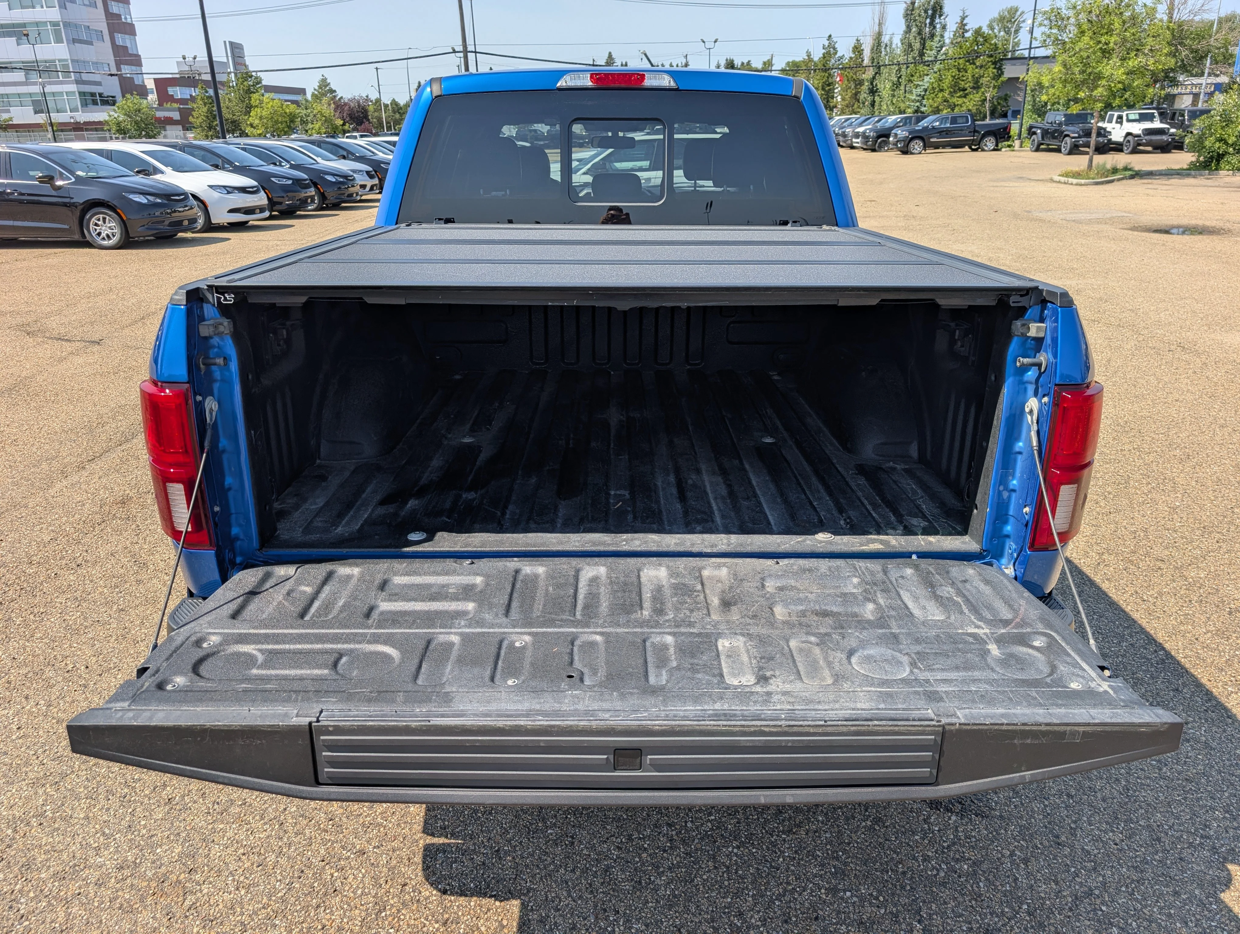 Used 2019 Blue Ford XL 4WD SuperCrew 5.5