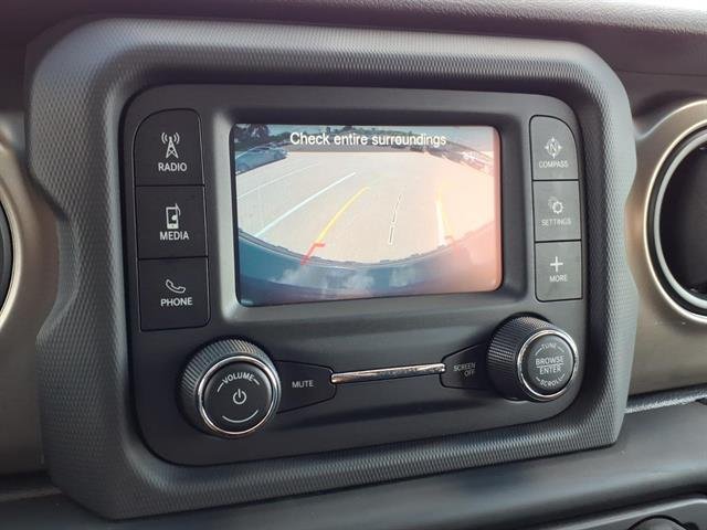 Used 2018 GRAY Jeep Sport image 28