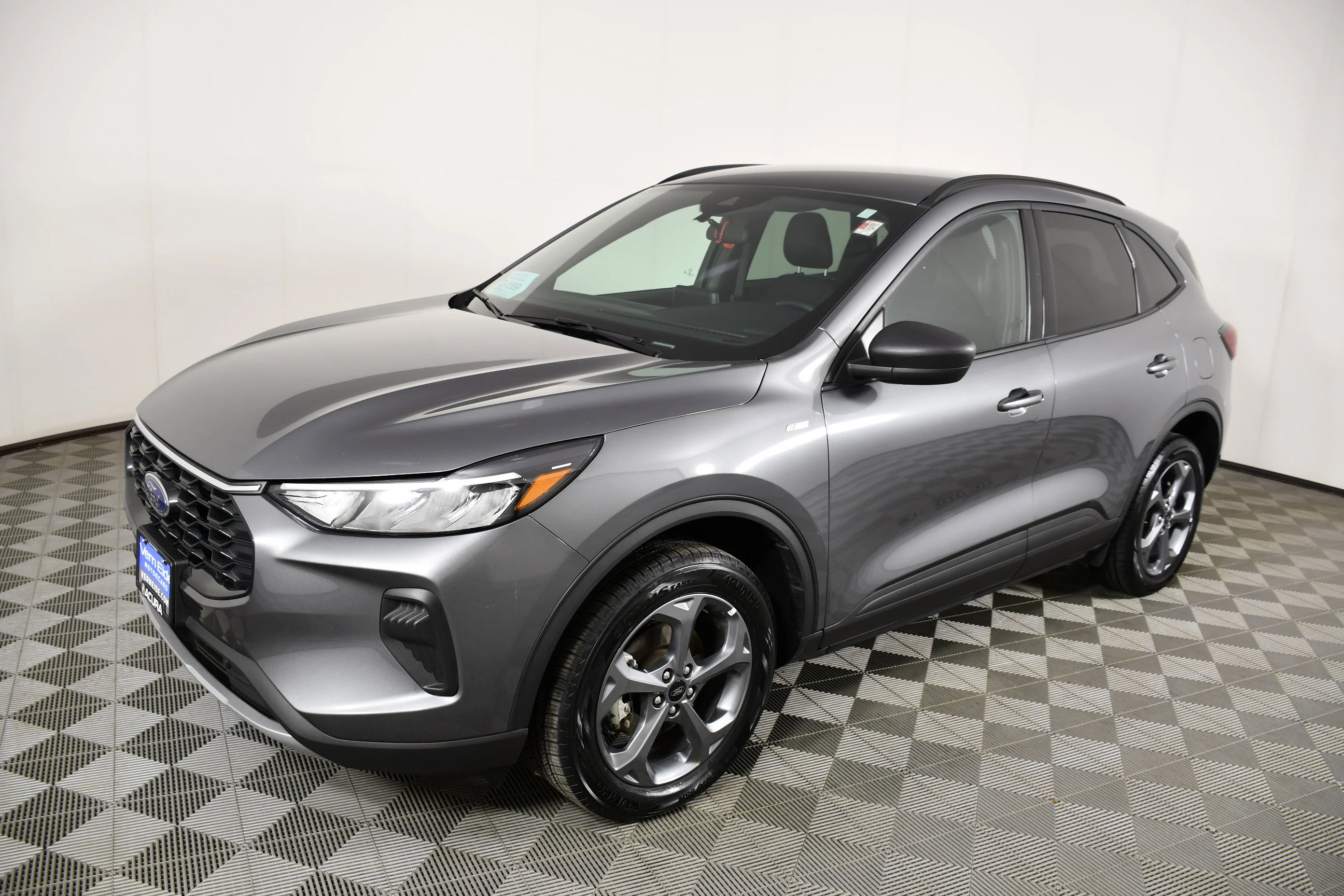 Used 2025 Gray Metallic Ford ST-Line image 10