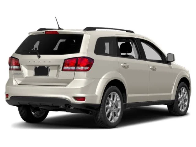 Used 2015 White Dodge SXT image 2