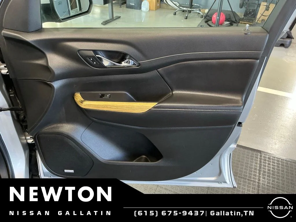 Used 2019 Quicksilver Metallic GMC Denali image 51