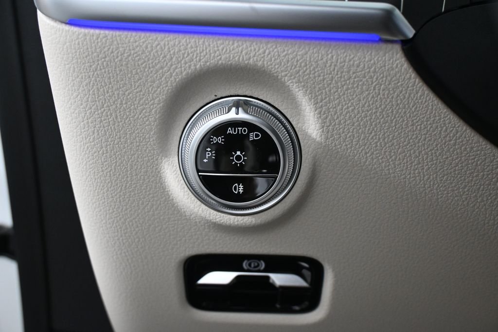 New 2026 Polar White Mercedes-Benz CLE 300 image 9