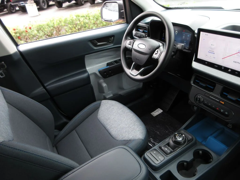 New 2026 Oxford White Ford XLT image 22