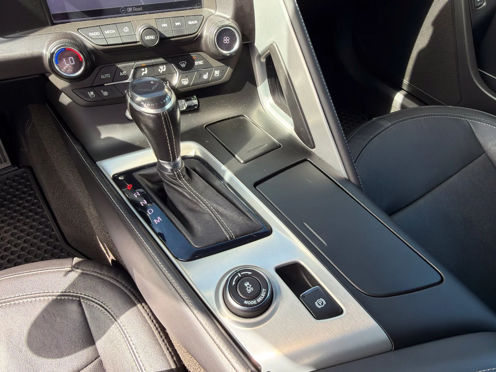 2017 Chevrolet Corvette 3LT - Photo 22