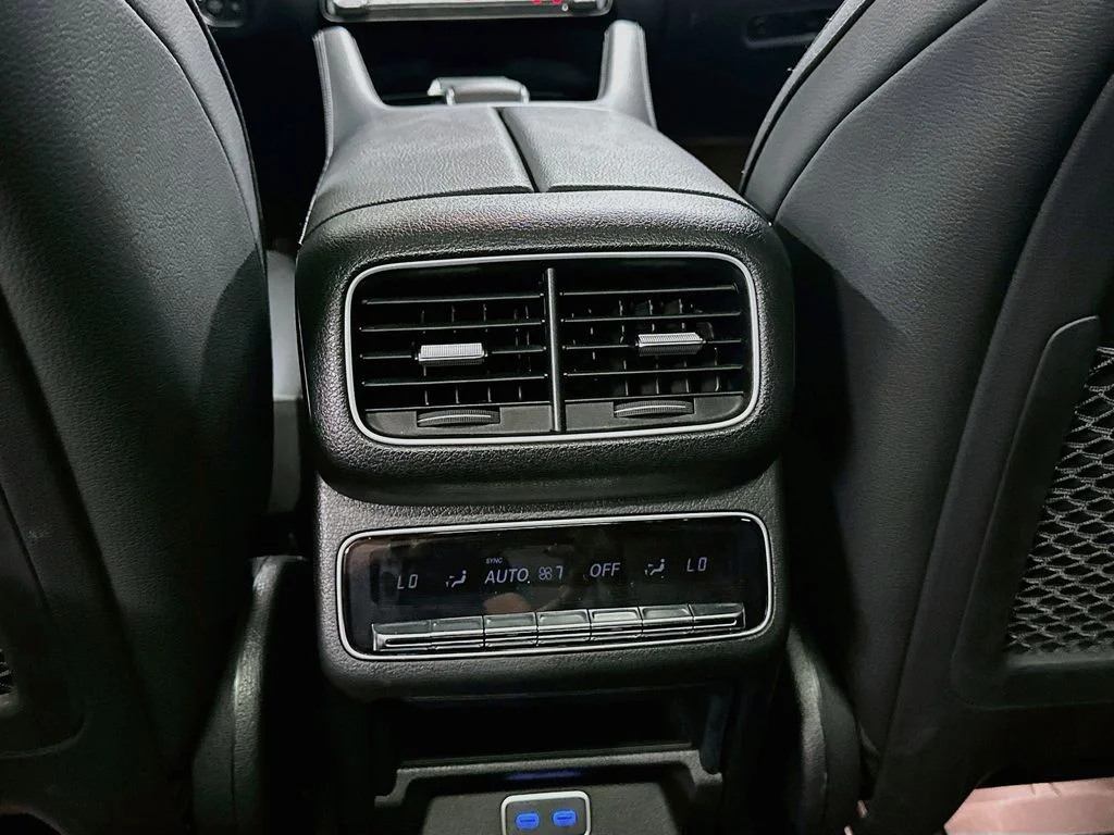 Used 2024 Black Mercedes-Benz GLS 450 image 26