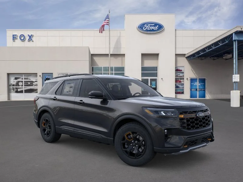 New 2026 Agate Black Metallic Ford Tremor® image 7