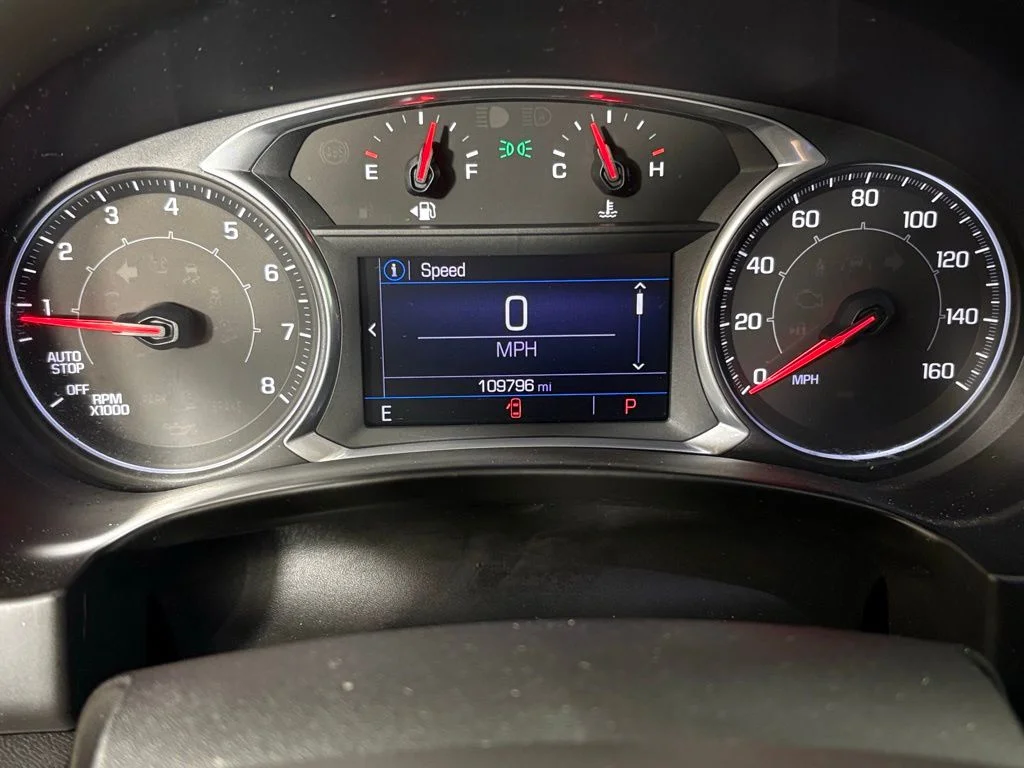 Used 2019 Black GMC SLE image 21
