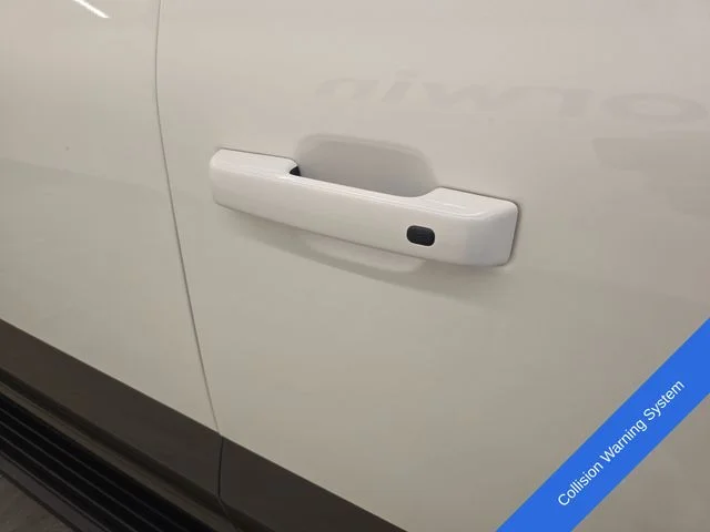 New 2026 Star White Metallic Tri-Coat Ford King Ranch® image 8