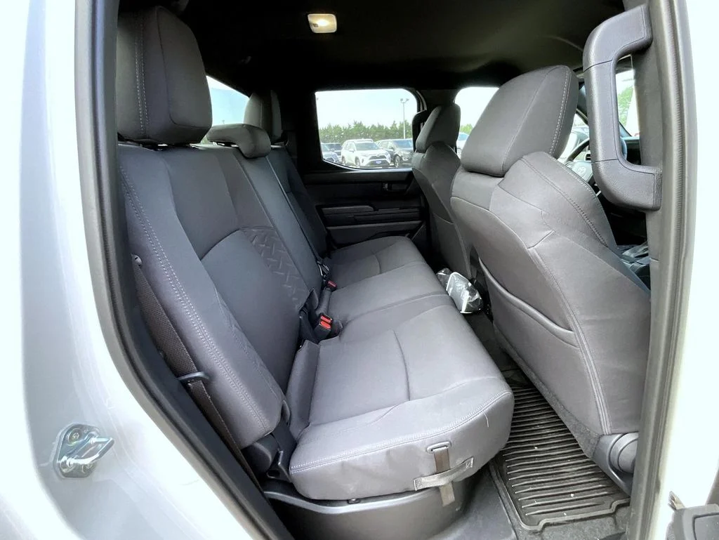2025 Toyota Tacoma SR - Photo 12