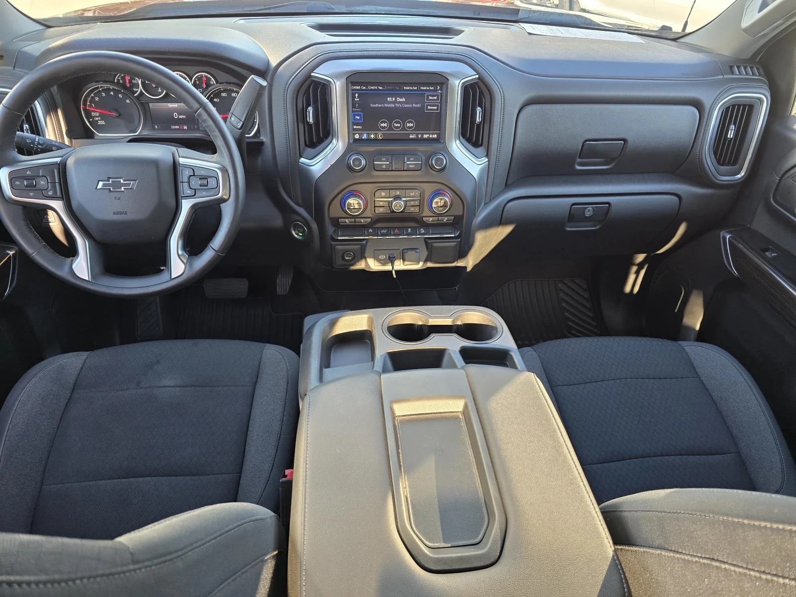 Used 2019 CAJUN RED TINTCOAT Chevrolet RST image 11