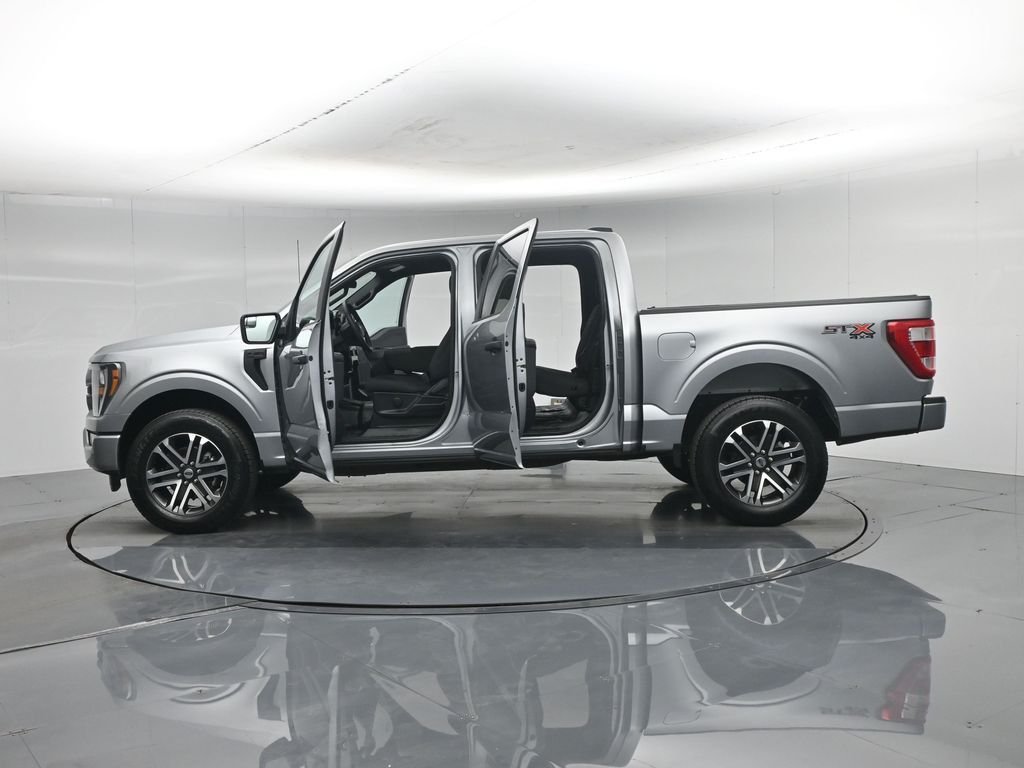 Used 2023 Silver Ford XL image 35