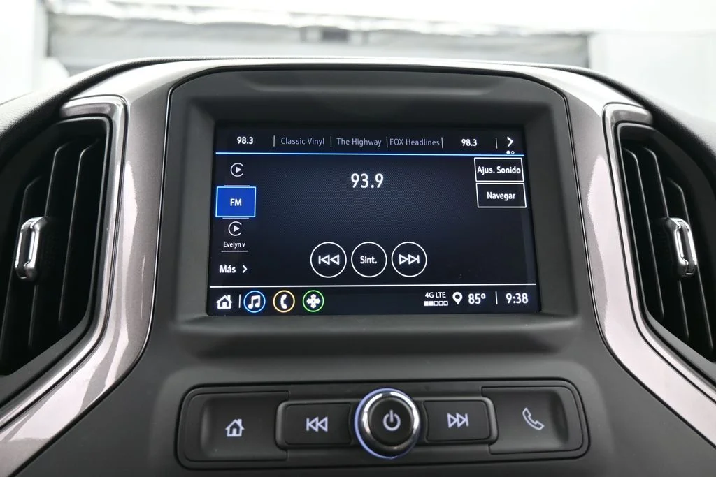 Used 2025 Black Chevrolet Custom image 24