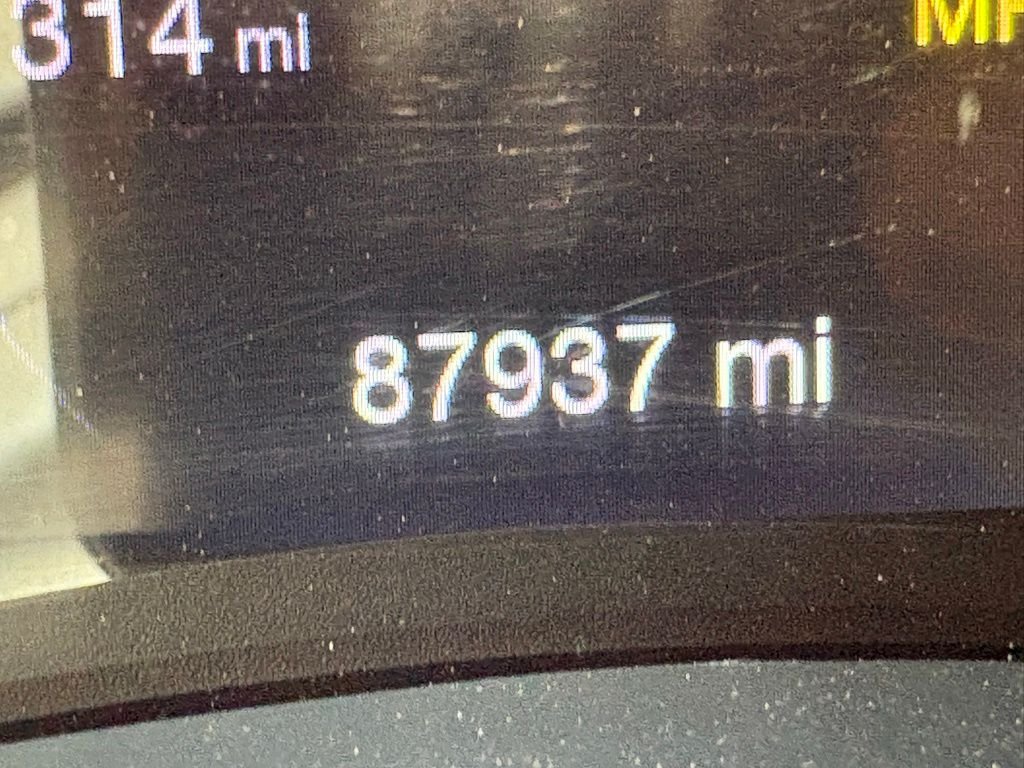 Used 2019 White Jeep Overland image 13