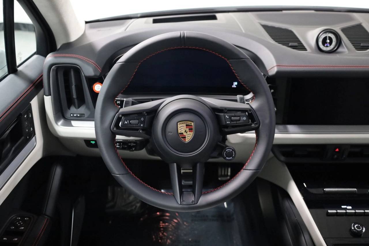 Used 2025 White Porsche GTS image 25