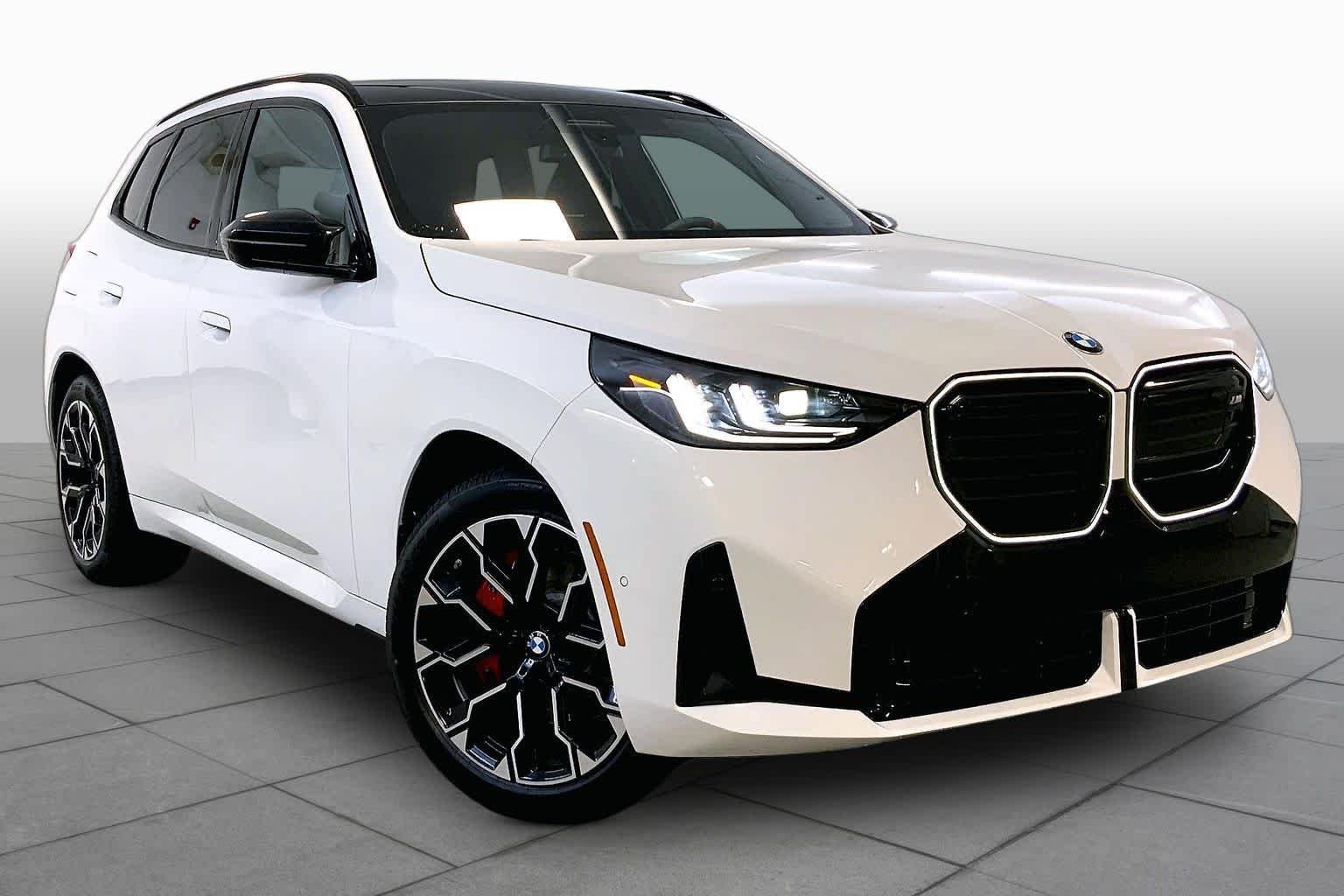 New 2026 Alpine White BMW M50 xDrive image 2