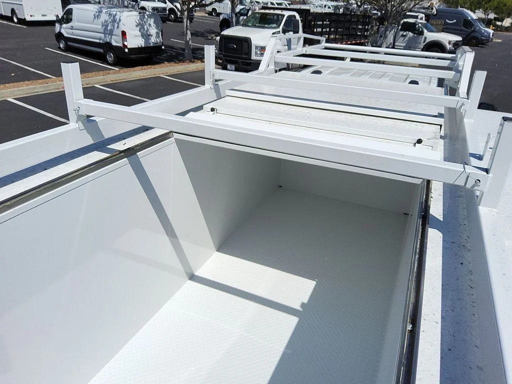 New 2026 Oxford White Ford XL image 22