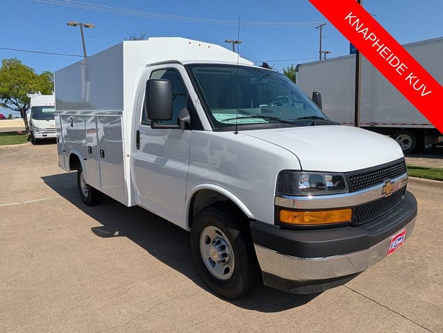 2026 Chevrolet Express Cutaway 3500 1WT