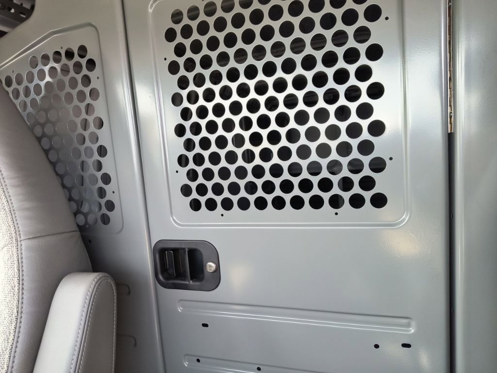2025 Chevrolet Express Cargo Work Van - Photo 29