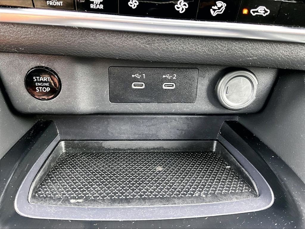 Used 2024 Gray Nissan SV image 25