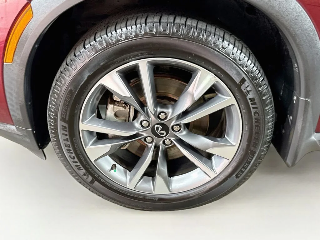 Certified Used 2023 Red INFINITI LUXE image 45