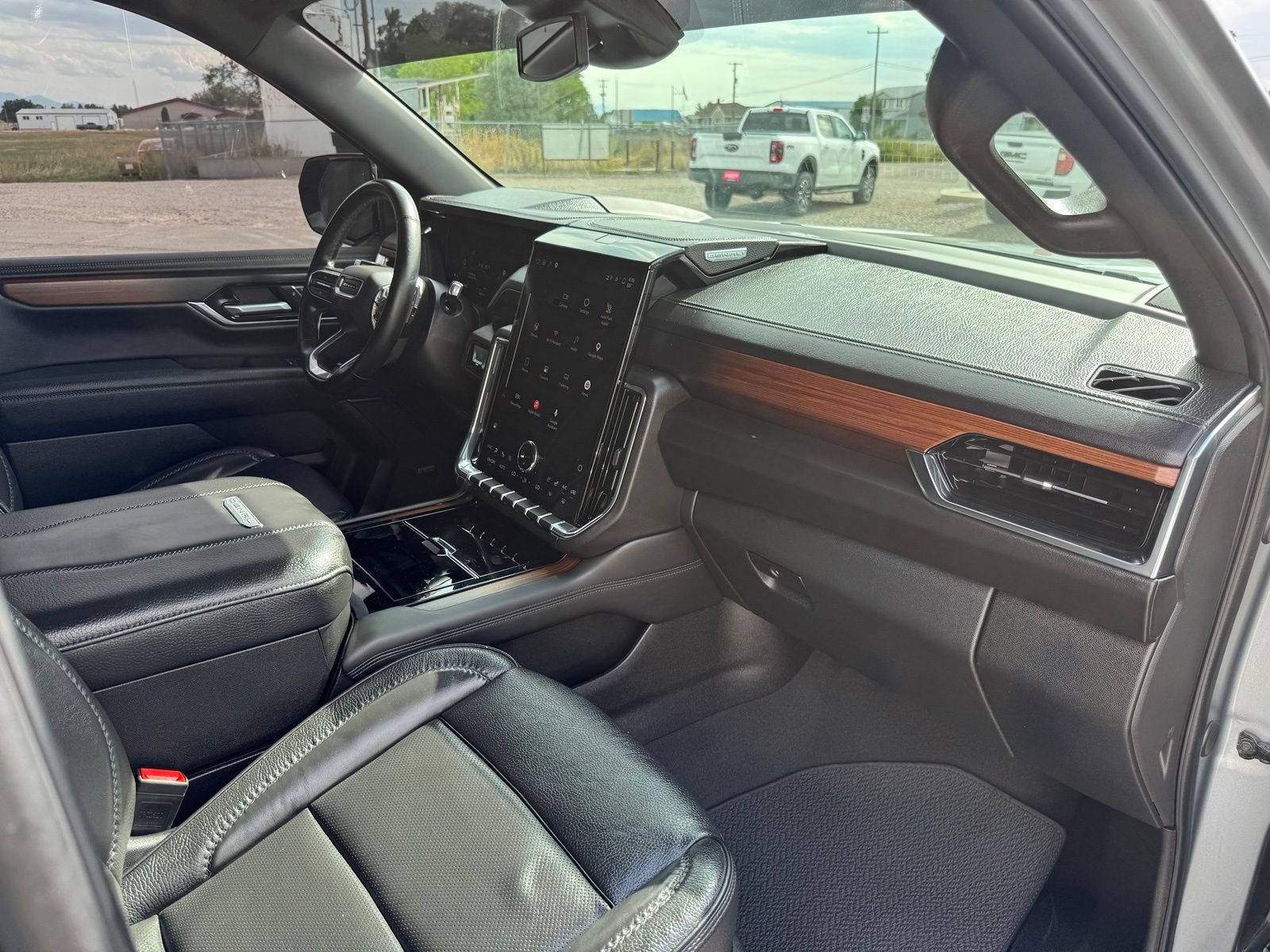 Used 2025 Sterling GMC Denali image 38