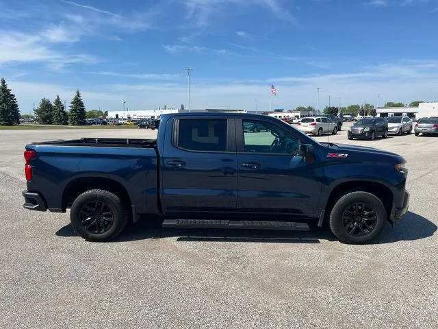 Used 2021 Blue Chevrolet RST image 4