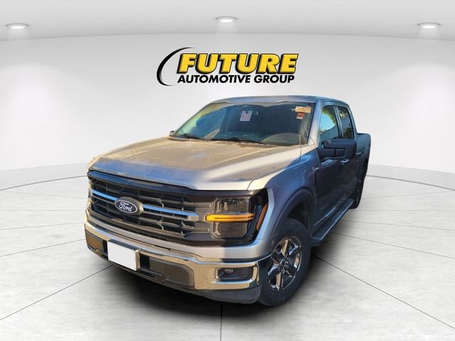 Used 2025 Silver Ford XLT image 3