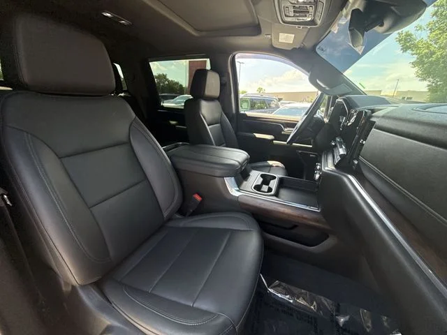 Used 2024 Silver GMC SLT image 24