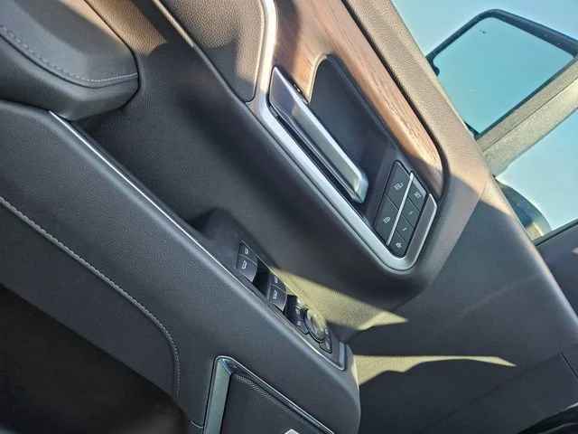 New 2026 Onyx Black GMC SLT image 11