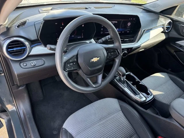 Used 2025 Gray Chevrolet LT image 29