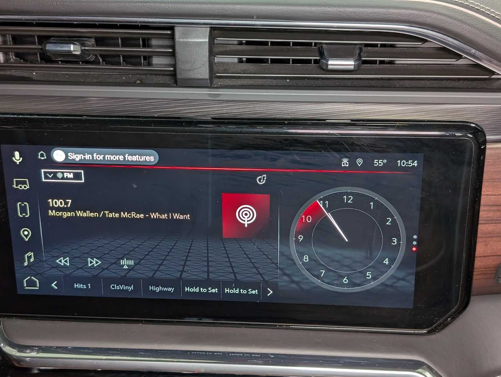 Used 2024 Sterling Metallic GMC Denali Ultimate image 20