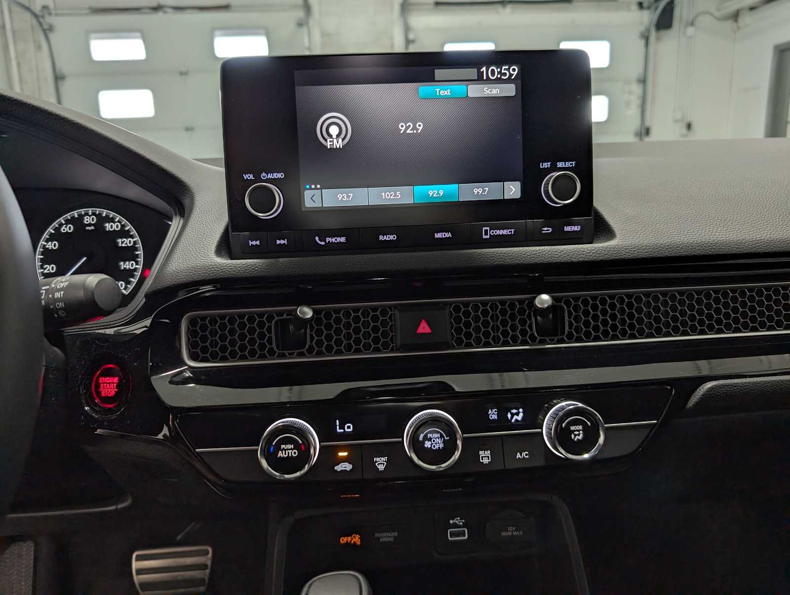 2024 Honda Civic Hatchback Sport - Photo 30