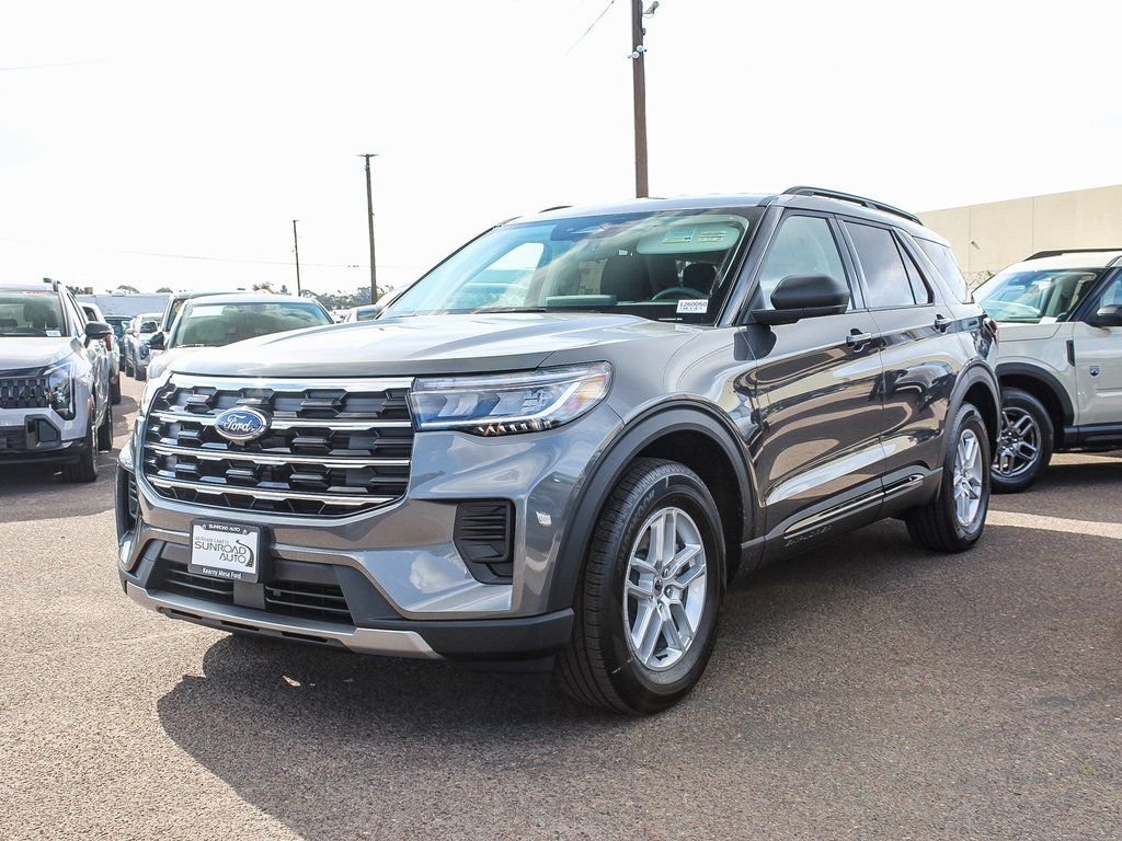 New 2026 Carbonized Gray Metallic Ford Active image 3