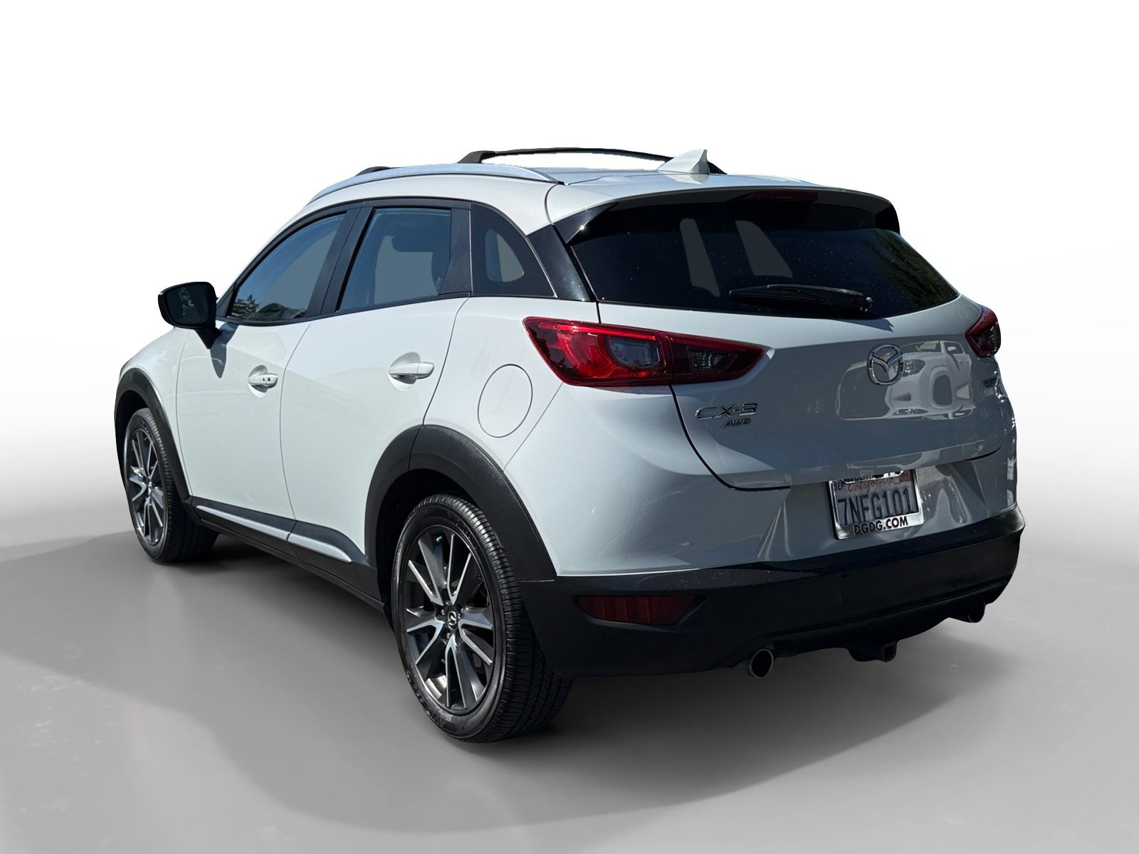 Used 2016 Silver Metallic Mazda Grand Touring image 3